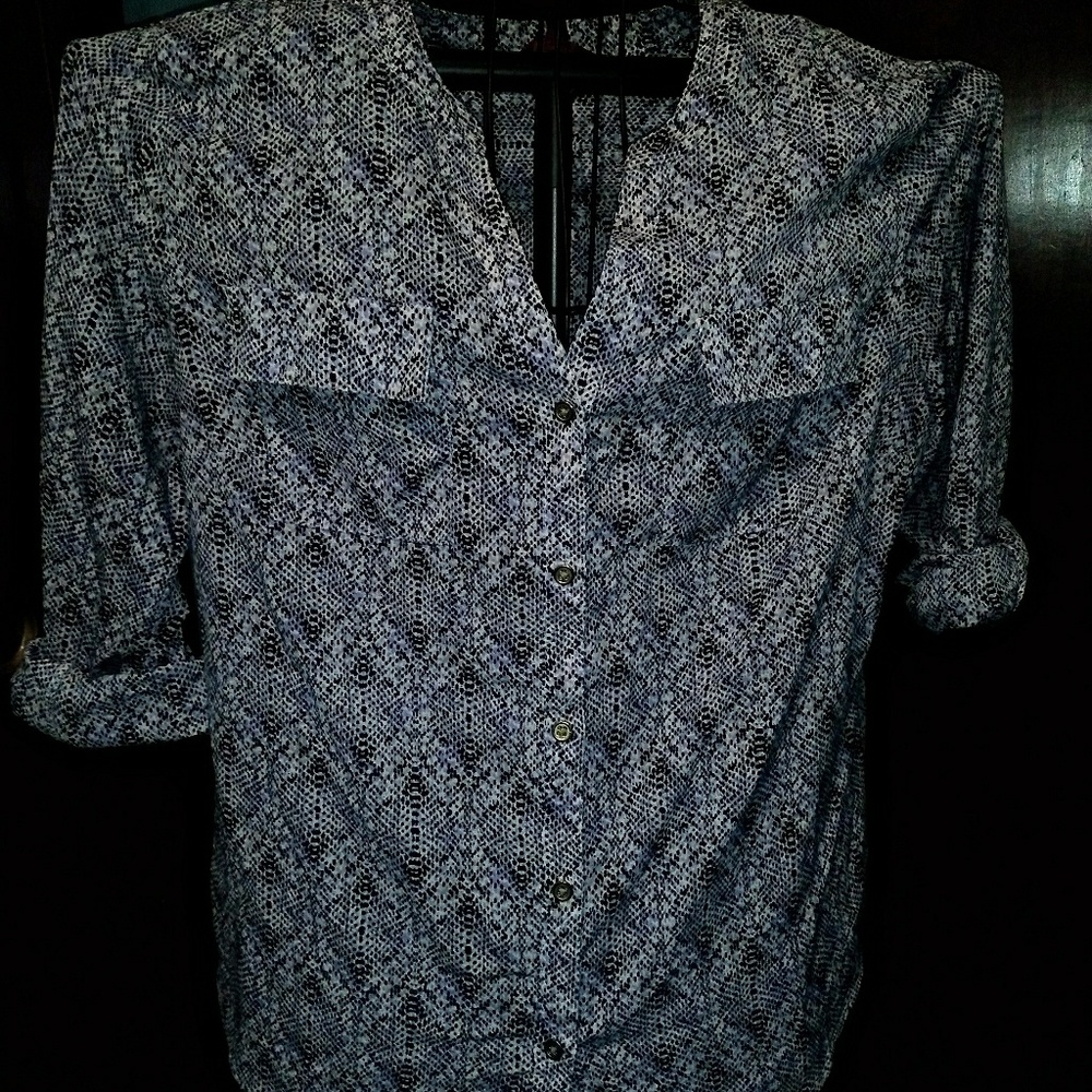 Cute button down top